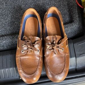 Sperry women Leather Boat Shoes with Navy Lining